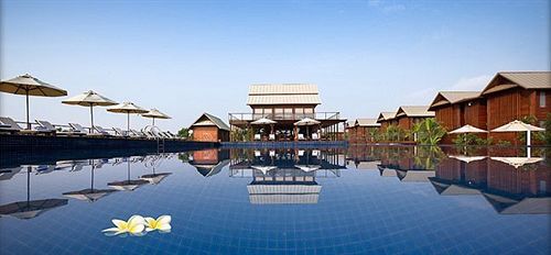 ดูยง มารีนา แอนด์ รีสอร์ต Hotel กัวลาตรังกานู ภายนอก รูปภาพ